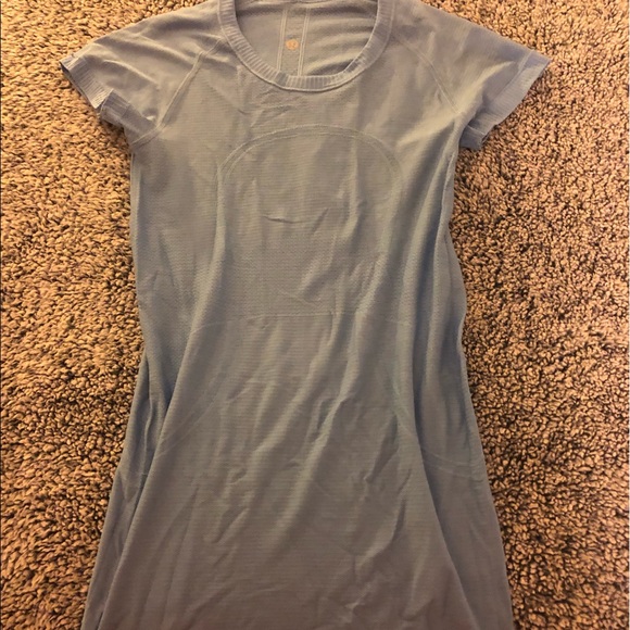 lululemon athletica Tops - lululemon light blue fitted top!